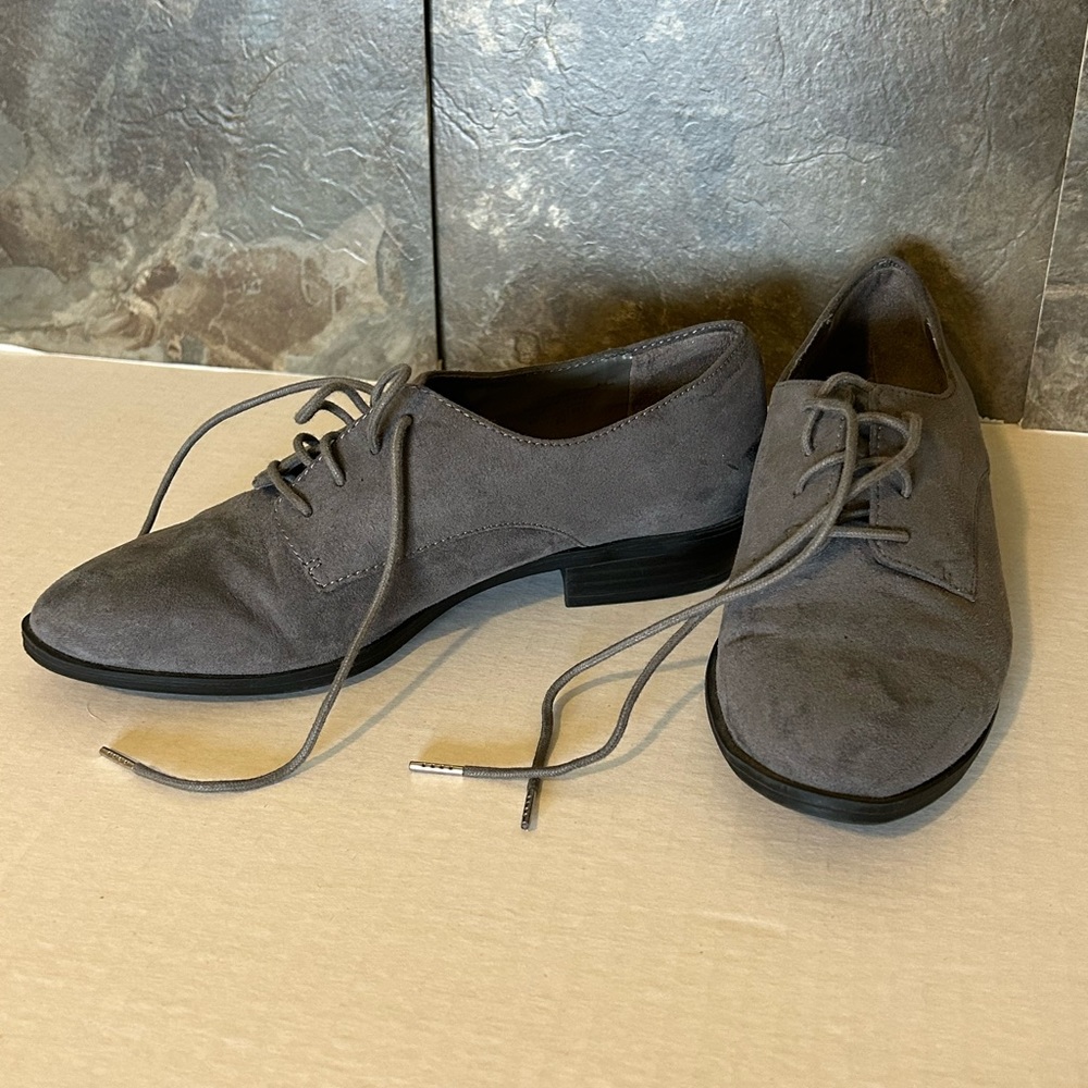 Bar lll | lace up shoes in gray